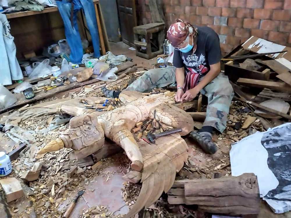 artisans et transmission du savoir - sculpture du bois en Thaïlande